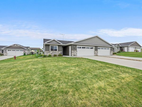 885 Tall Grass Court, Wanamingo, MN 55983