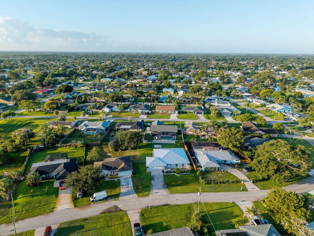651 SE Degan Drive, Port Saint Lucie, FL 34983 Photo