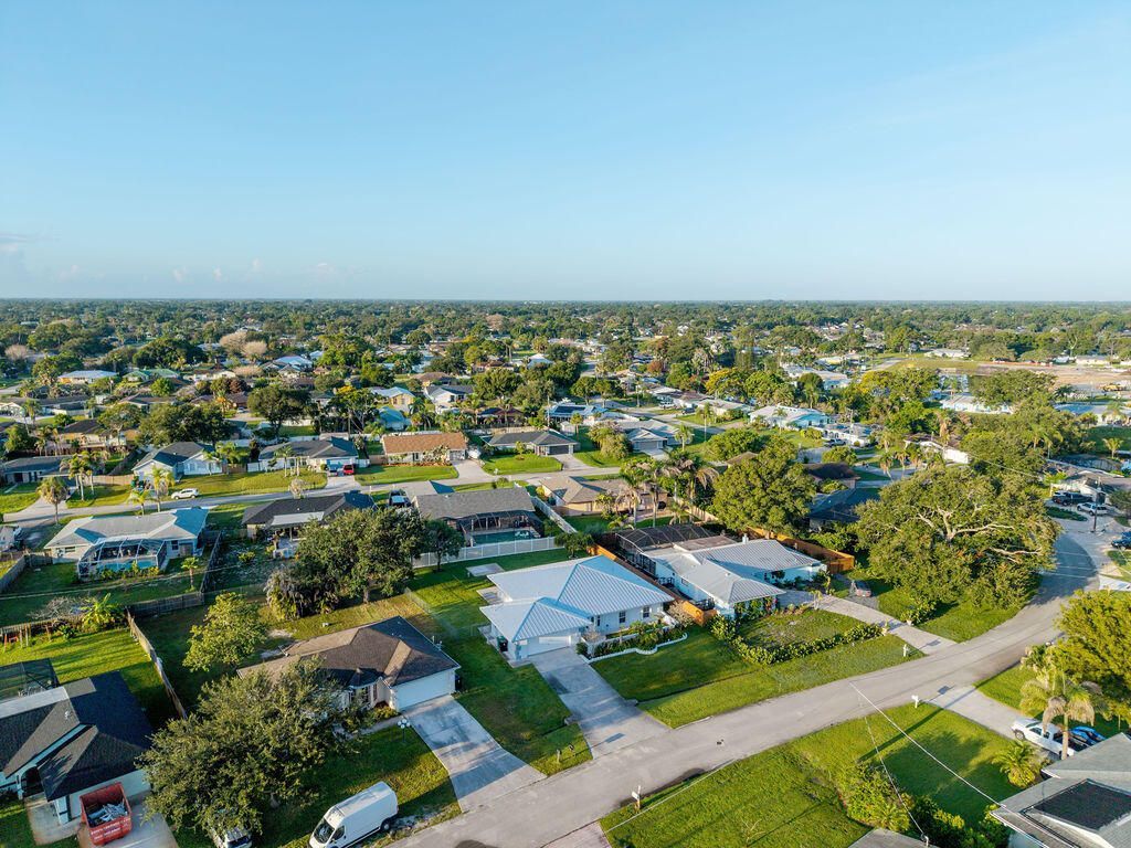 651 SE Degan Drive, Port Saint Lucie, FL 34983 Photo