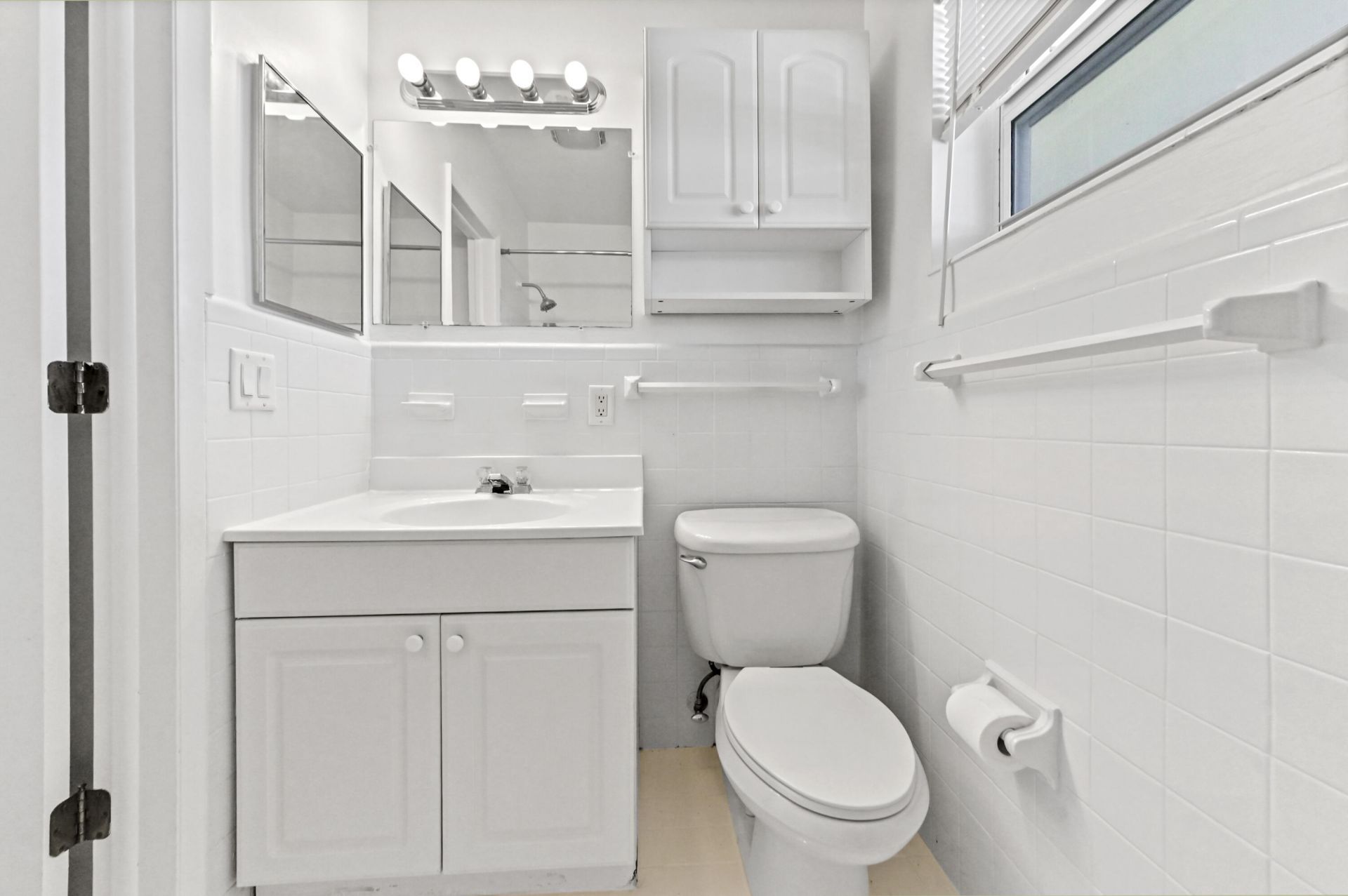 2755 NE 28th Avenue, Unit F-1, Lighthouse Point, FL 33064 Photo