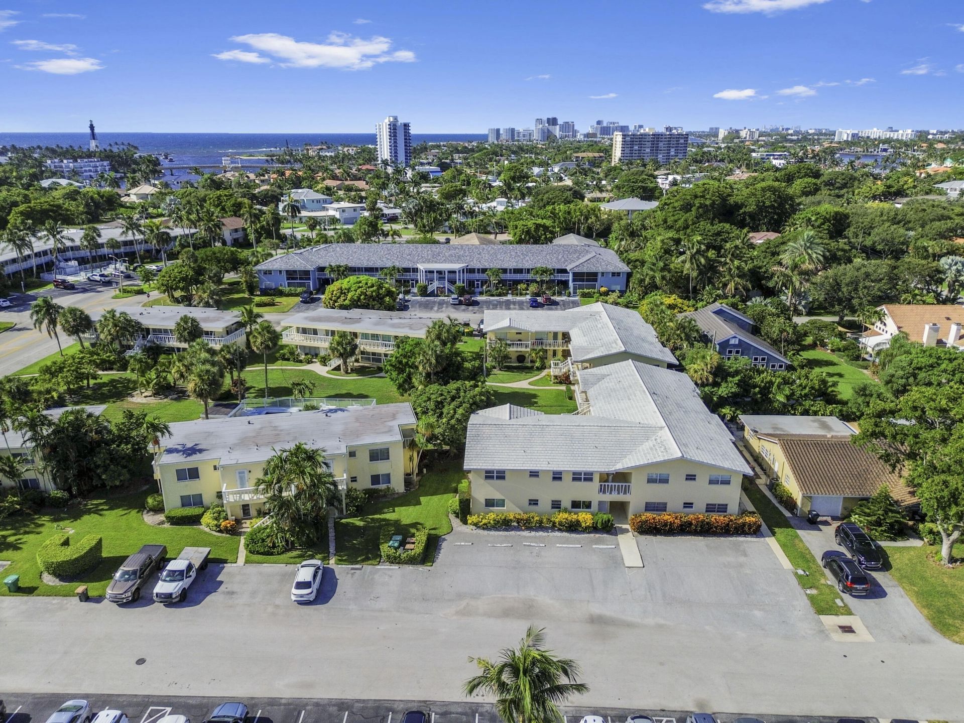 2755 NE 28th Avenue, Unit F-1, Lighthouse Point, FL 33064 Photo