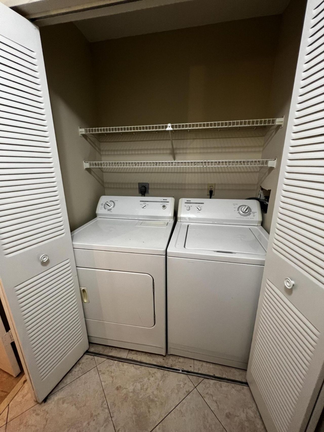 4215 S 57th Avenue, Unit E, Greenacres, FL 33463 Photo
