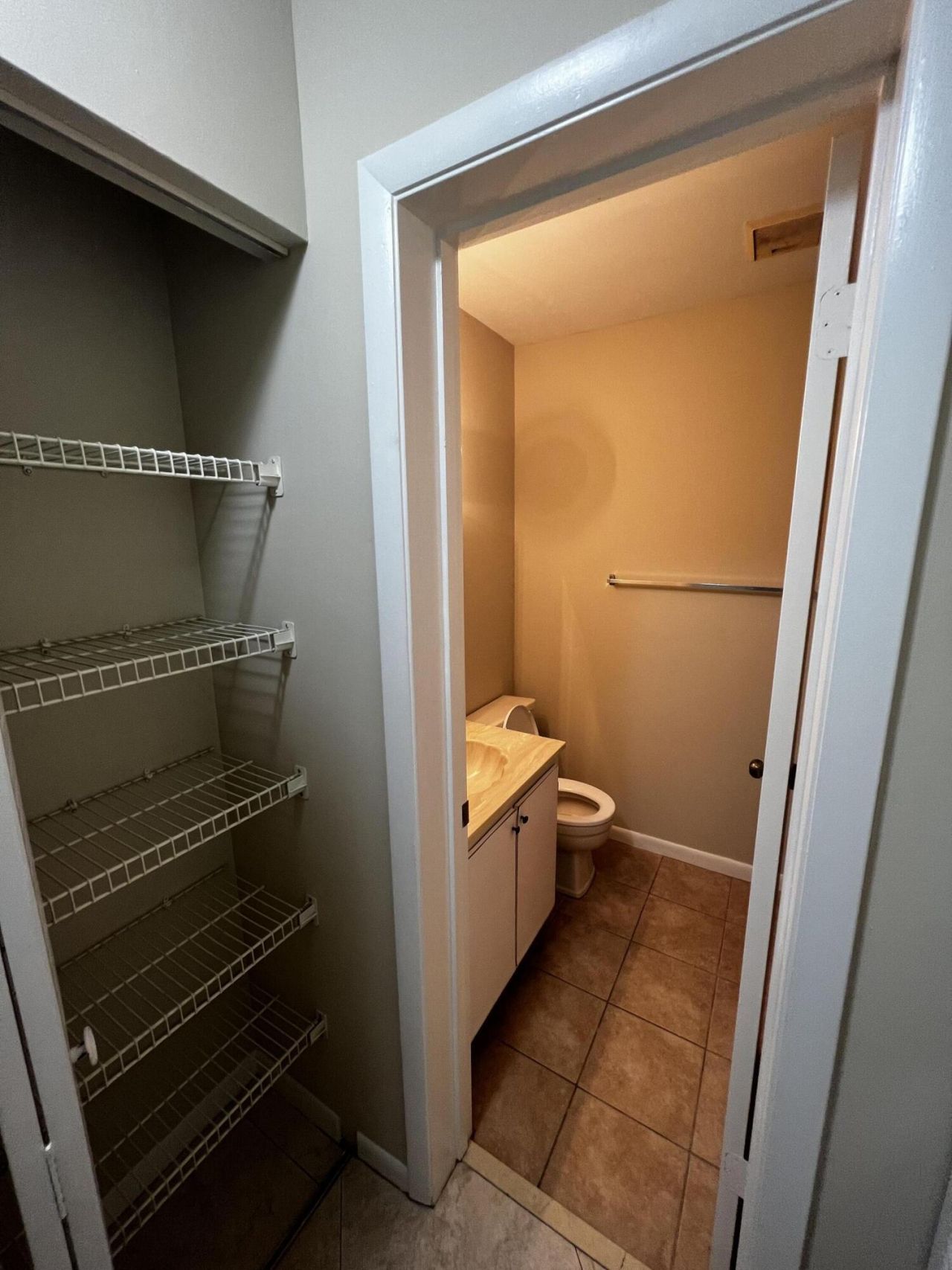 4215 S 57th Avenue, Unit E, Greenacres, FL 33463 Photo