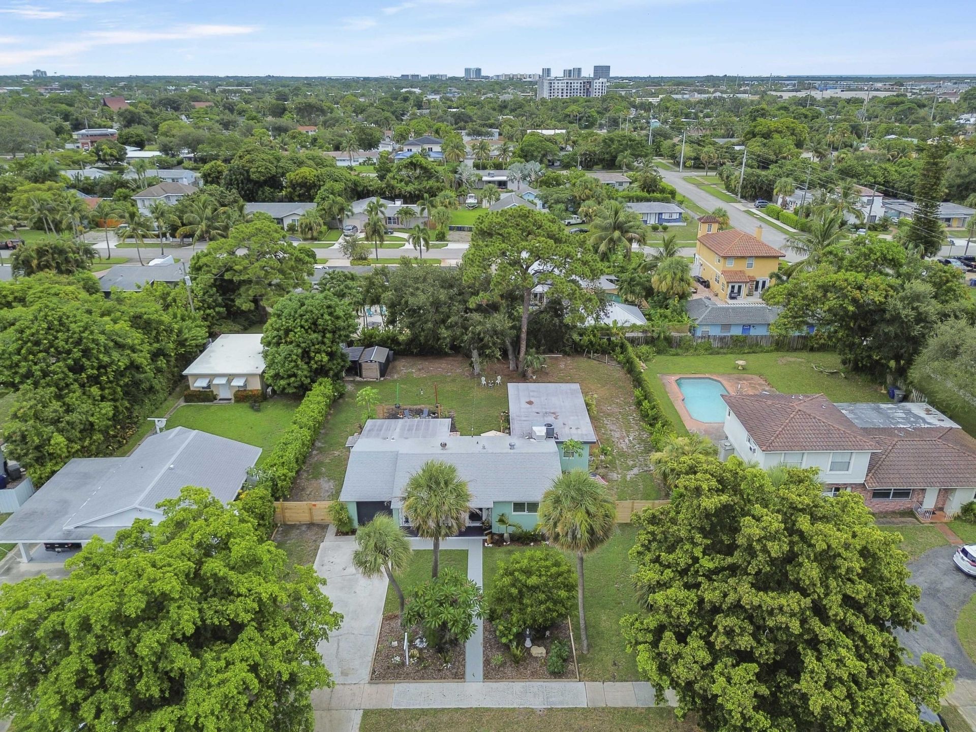 415 Park Avenue, Lake Park, FL 33403 Photo