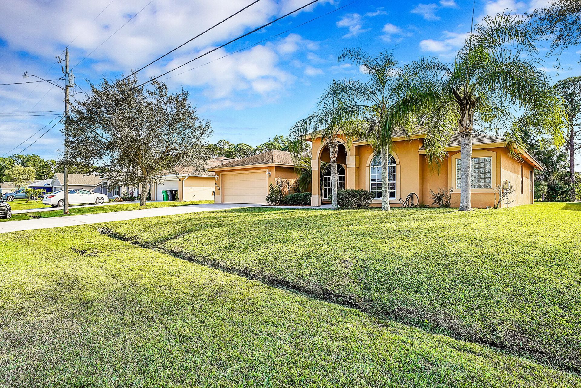 6173 NW East Deville Circle, Port Saint Lucie, FL 34986 Photo