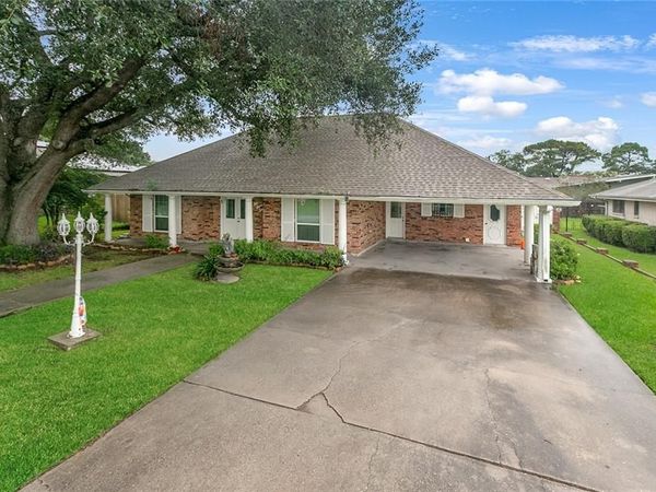 527 AVENUE K Avenue , Marrero, LA 70072