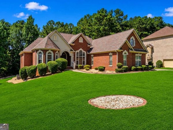 812 Treeline Drive, Conyers, GA 30094