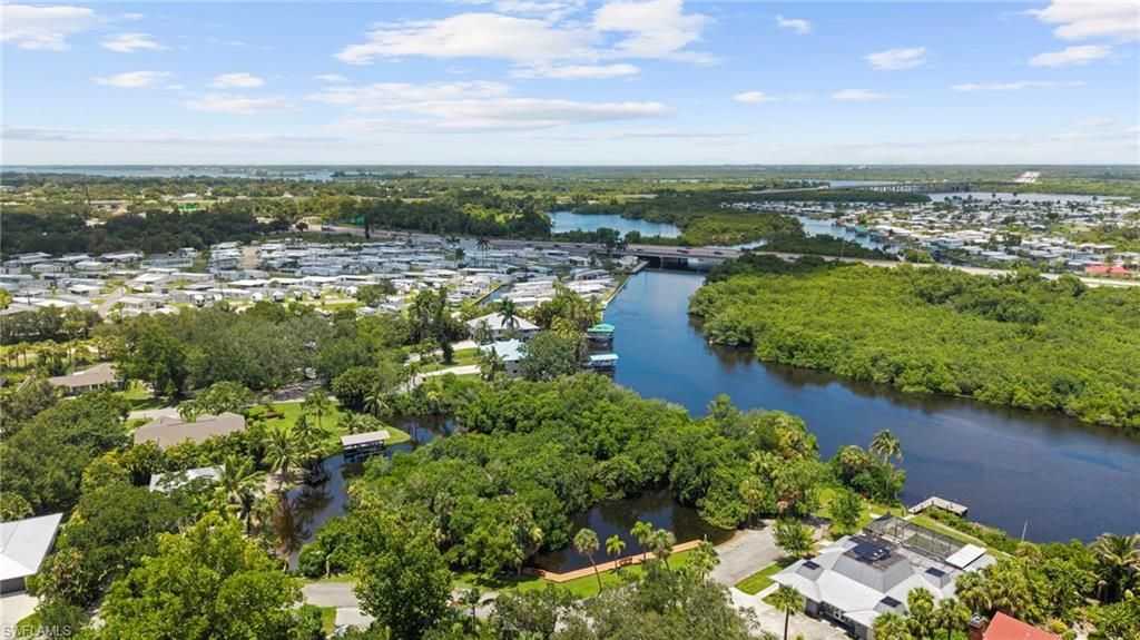 1583 Sunkist Way, Fort Myers, FL 33905 Photo