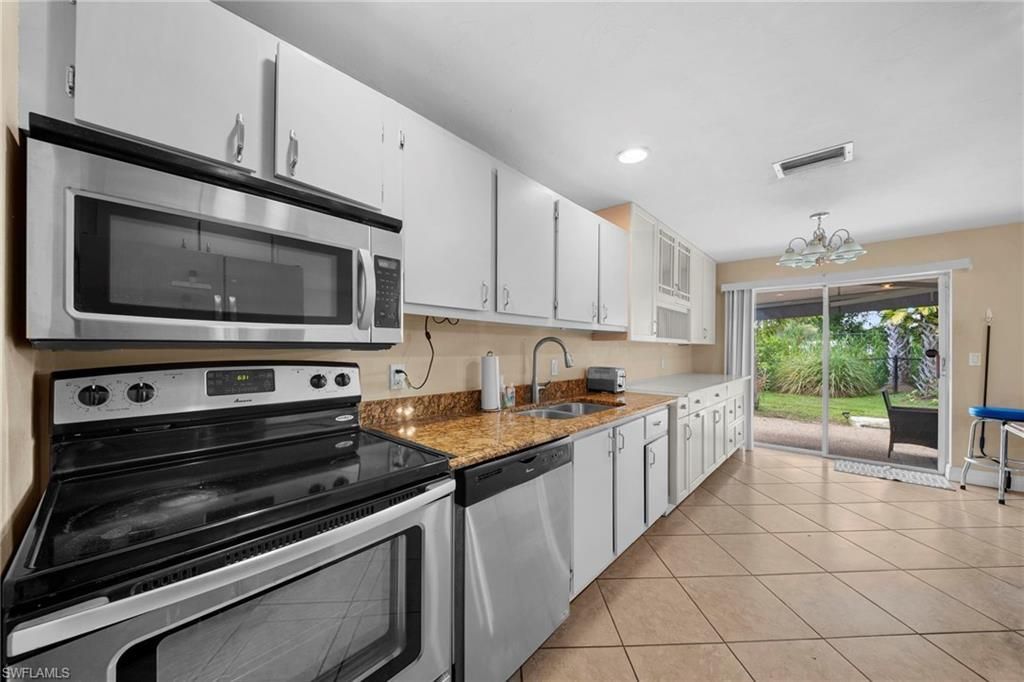 1583 Sunkist Way, Fort Myers, FL 33905 Photo
