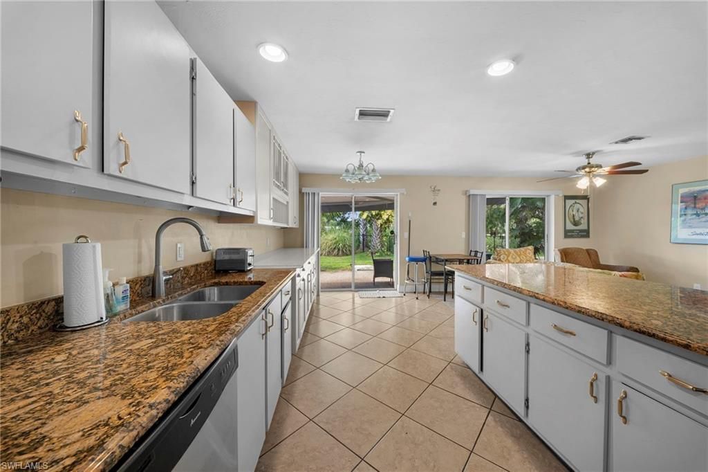 1583 Sunkist Way, Fort Myers, FL 33905 Photo
