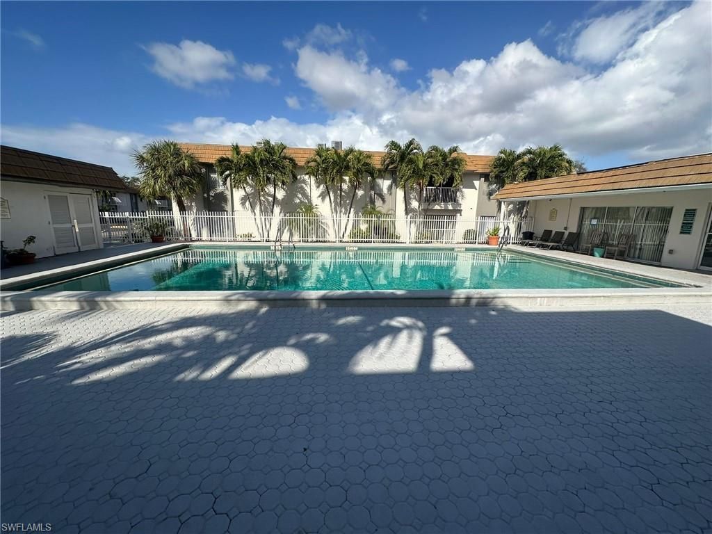 1830 Maravilla Ave, Unit 612, Fort Myers, FL 33901 Photo