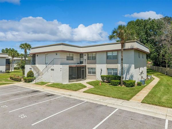 93 WINDTREE LANE, Unit 102, WINTER GARDEN, FL 34787