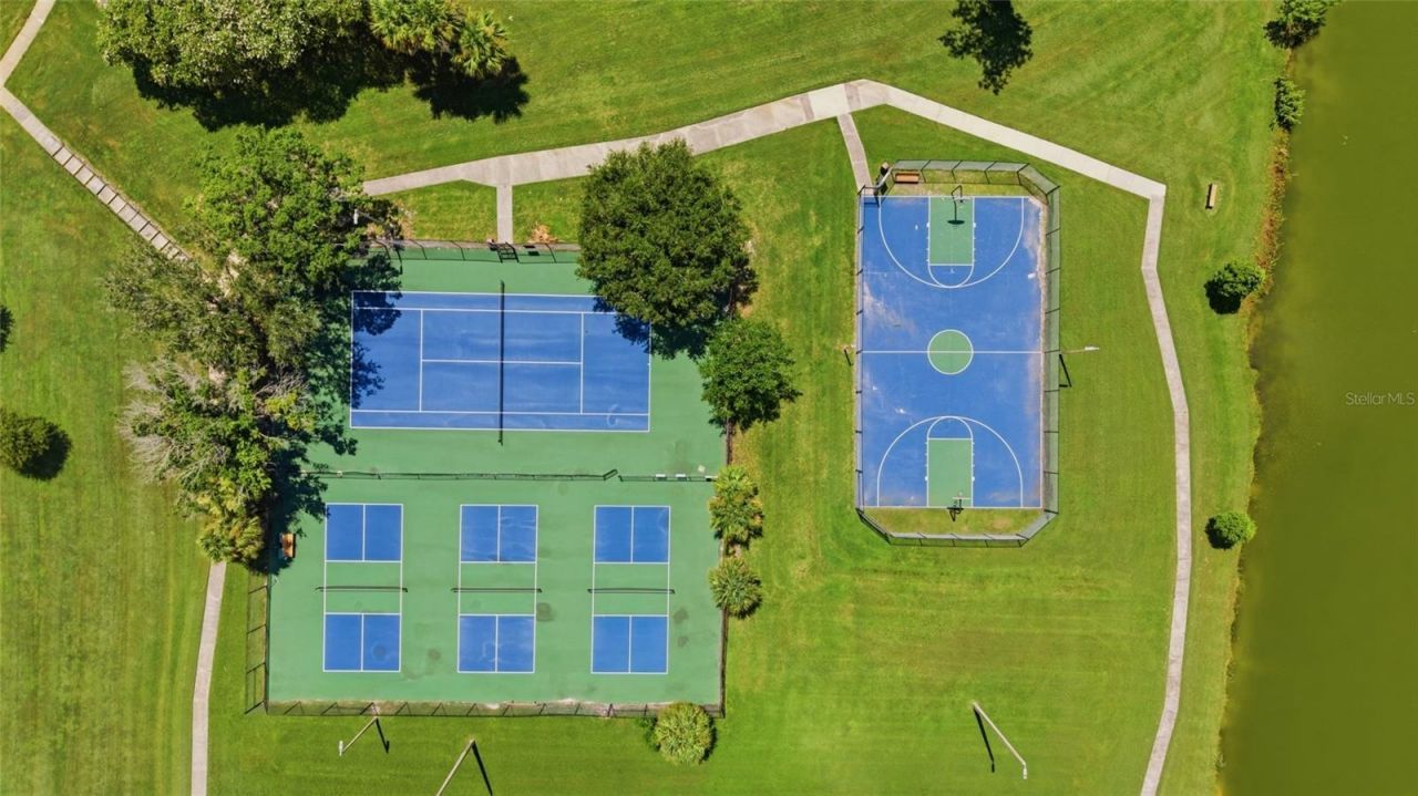 14713 Lake Forest Drive, Lutz, FL 33559 Photo