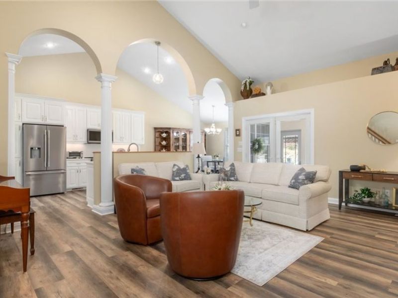 2958 Eagle Crest Drive, Zanesville, OH 43701 Photo 9