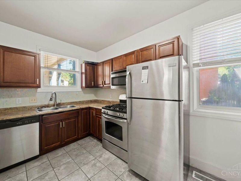 2523 Moorman Avenue, Cincinnati, OH 45206 Photo 32