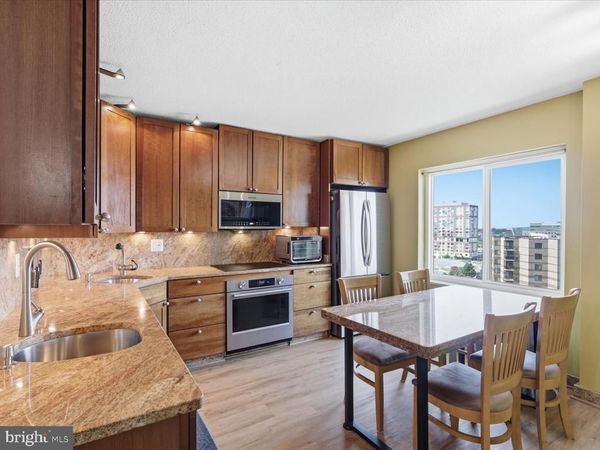 8350 GREENSBORO DRIVE, Unit 1017, MCLEAN, VA 22102