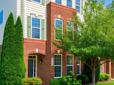 43698 CHICACOAN CREEK SQUARE , LEESBURG, VA 20176
