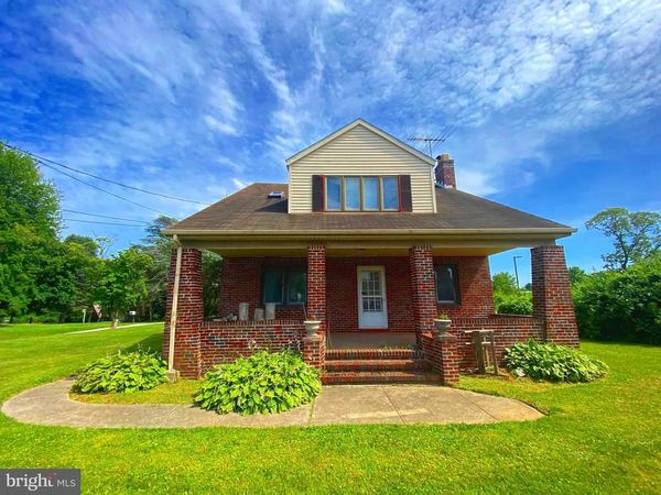 812 E BALTIMORE PIKE , KENNETT SQUARE, PA 19348