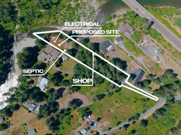 11133 Riverwood Dr SE, Lyons, OR 97358