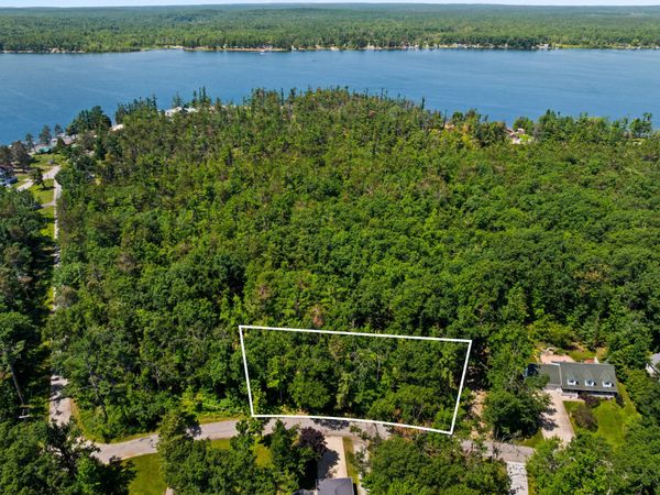 15 Wah Wah Soo Drive, Gaylord, MI 49735
