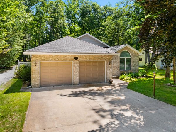 4711 Wah Wah Soo Drive, Gaylord, MI 49735