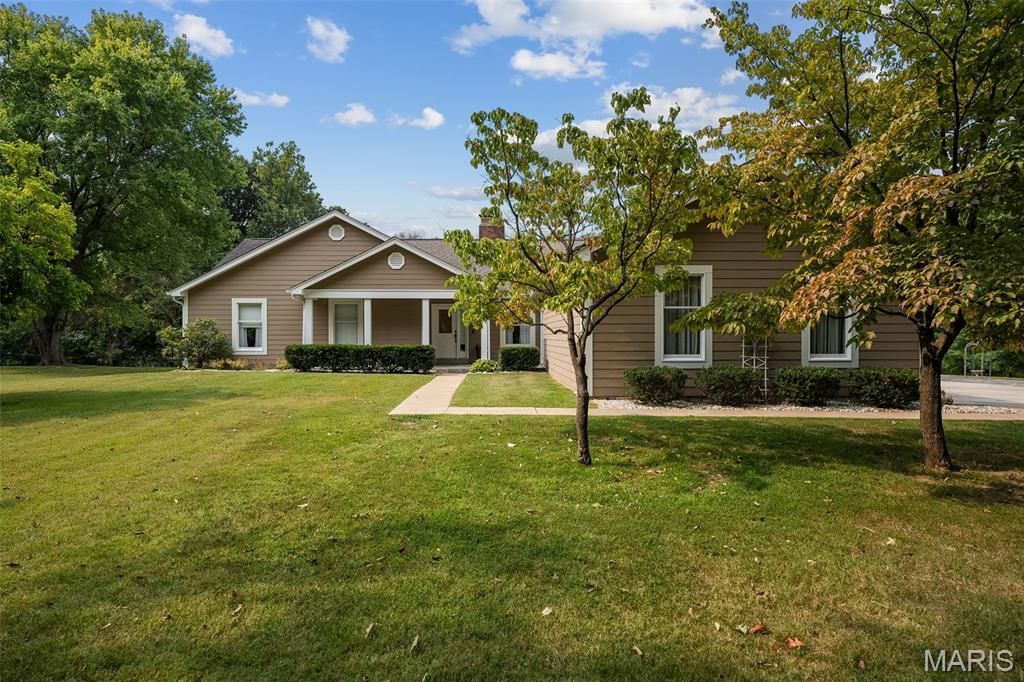 3832 Fleur Du Bois Drive , Florissant, MO 63034 Main Photo