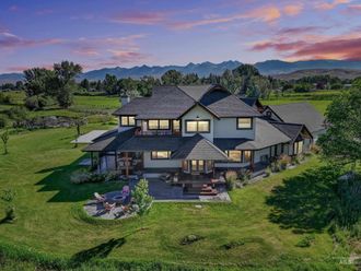63 Mountain View Rd Salmon, ID 83647