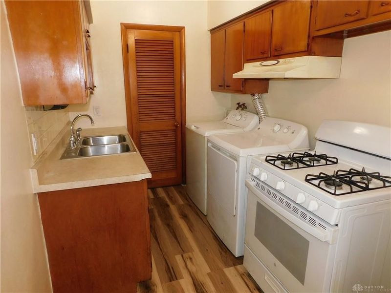 1239 Patterson Road, Unit B, Dayton, OH 45420 Photo 9