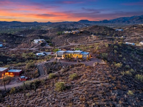 46208 N 37TH Avenue, New River, AZ 85087
