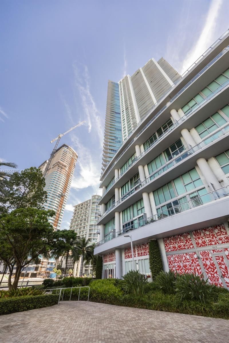 92 SW 3rd St , Unit 3901, Miami, FL 33130 Photo