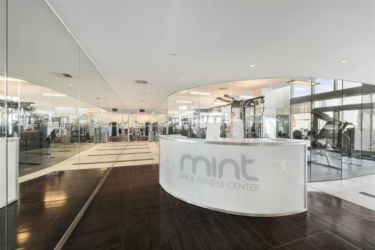 92 SW 3rd St , Unit 3901, Miami, FL 33130 Photo