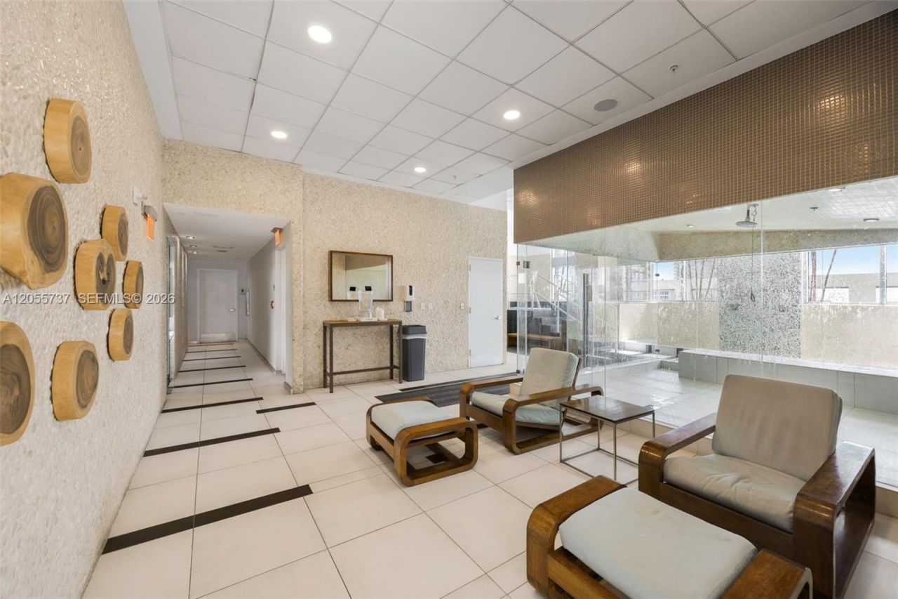 92 SW 3rd St , Unit 3901, Miami, FL 33130 Photo