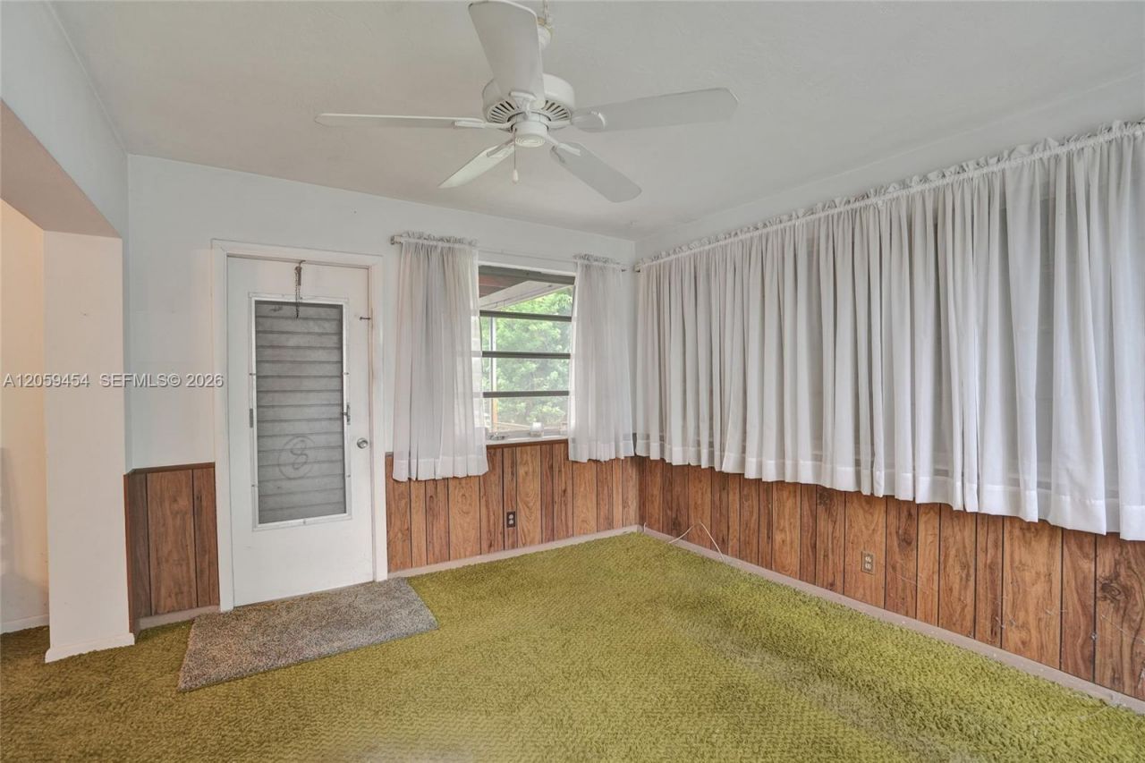 420 SW 71st Way, Pembroke Pines, FL 33023 Photo