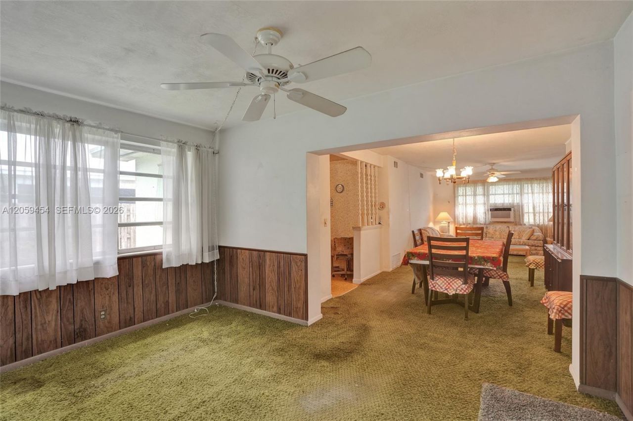 420 SW 71st Way, Pembroke Pines, FL 33023 Photo