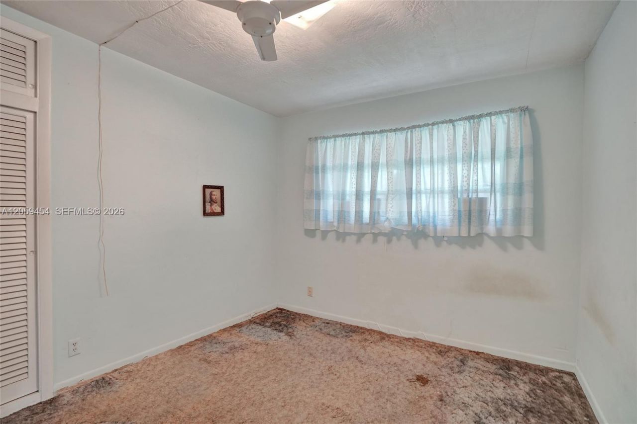 420 SW 71st Way, Pembroke Pines, FL 33023 Photo