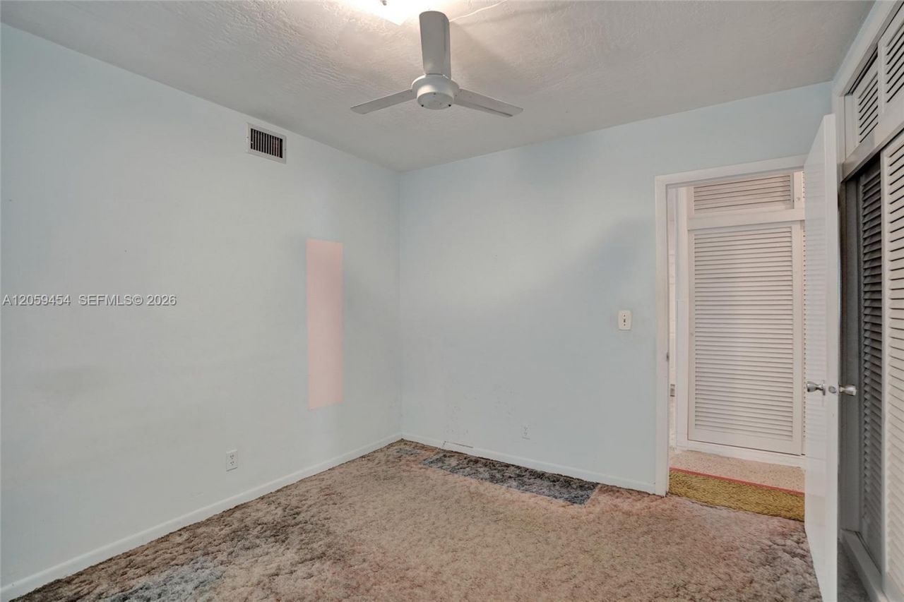 420 SW 71st Way, Pembroke Pines, FL 33023 Photo