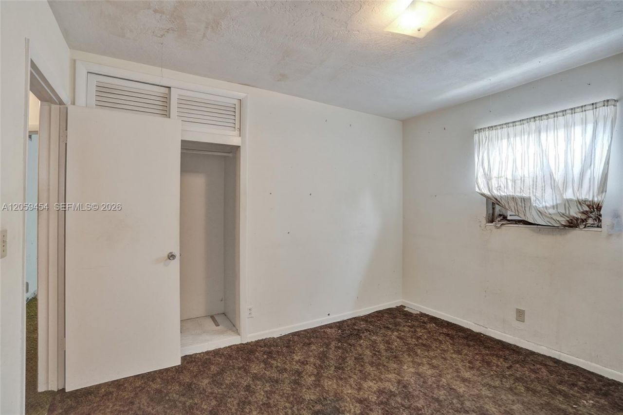 420 SW 71st Way, Pembroke Pines, FL 33023 Photo
