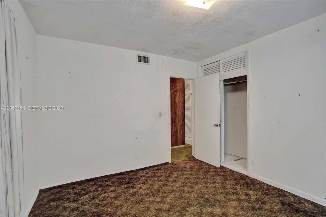420 SW 71st Way, Pembroke Pines, FL 33023 Photo