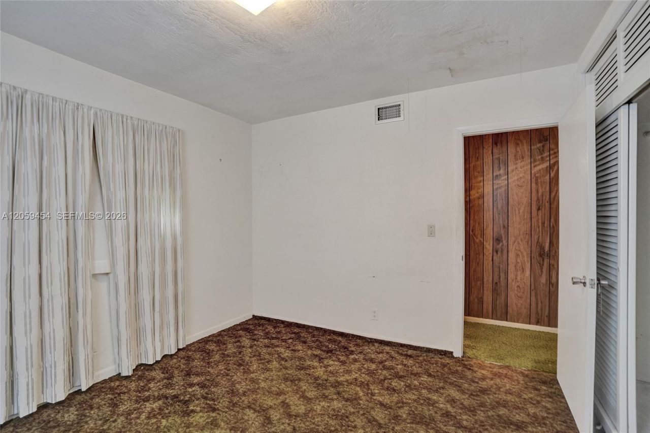 420 SW 71st Way, Pembroke Pines, FL 33023 Photo