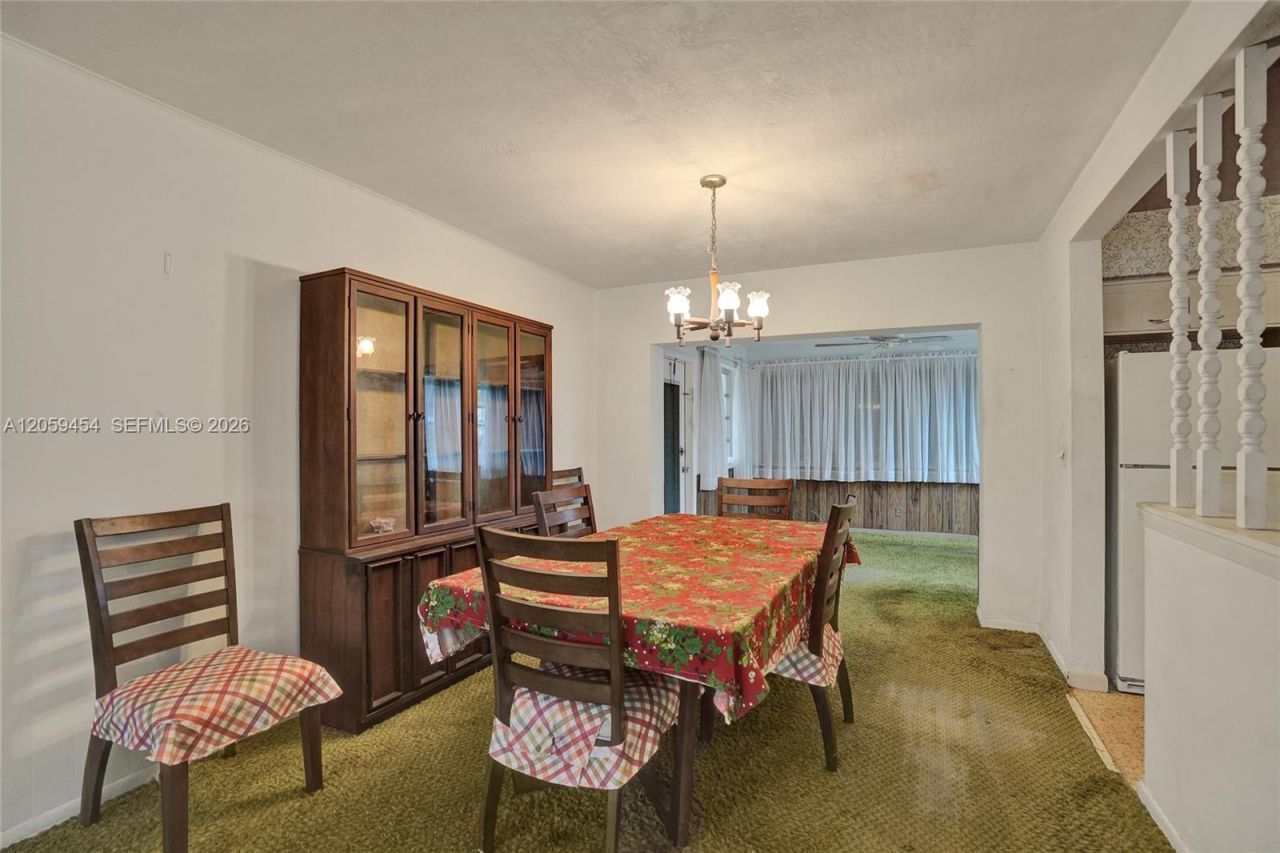 420 SW 71st Way, Pembroke Pines, FL 33023 Photo