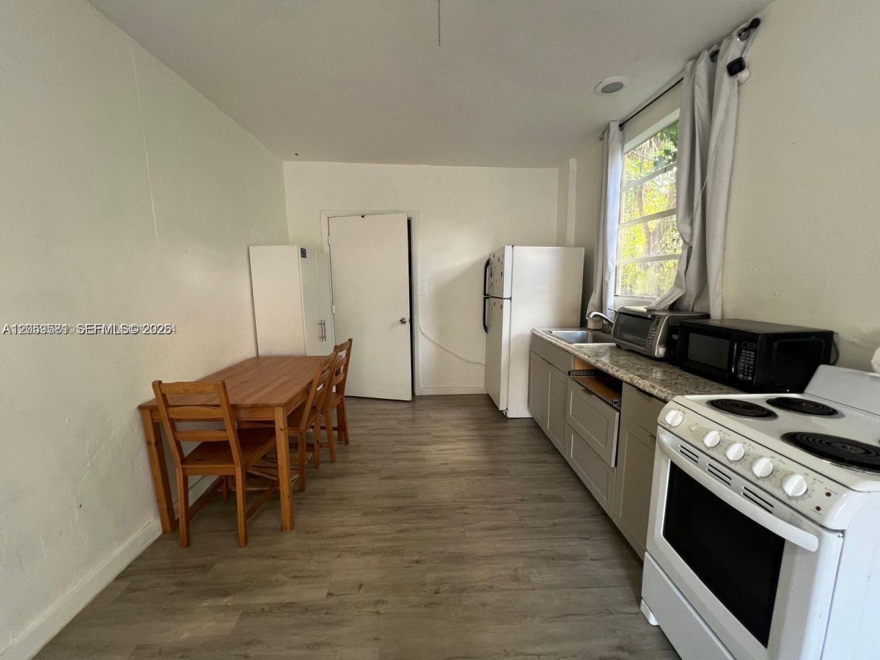2126 Arthur St , Hollywood, FL 33020 Photo