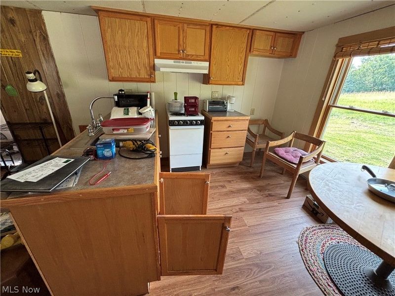 8064 Pinoak Drive SW, Carrollton, OH 44615 Photo 8