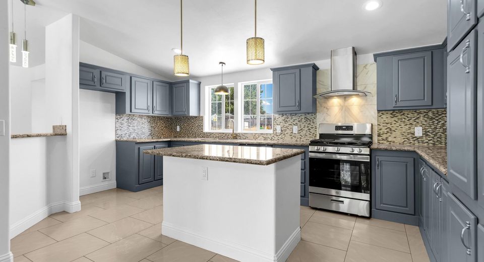 592 Morgan Circle, Sun Valley, NV 89433 Photo