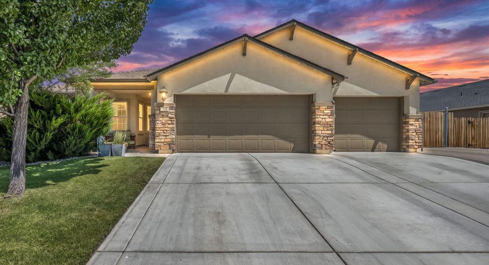 746 Mallard Crest Drive, Spanish Springs, NV 89441 Photo