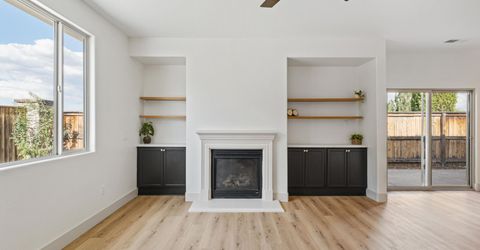 580 S Sand Crane Circle, Sparks, NV 89436 Photo