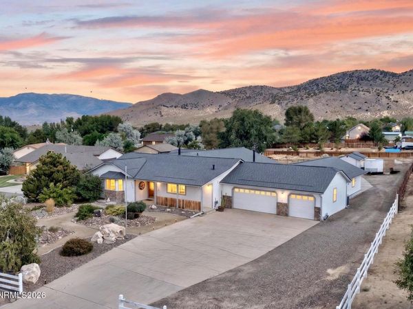 1618 Stephanie Way, Minden, NV 89423
