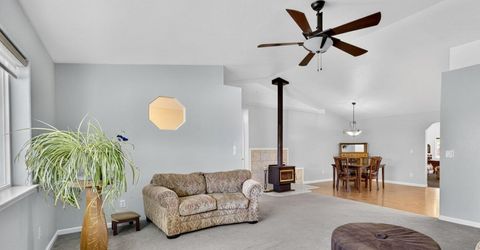 1618 Stephanie Way, Minden, NV 89423 Photo