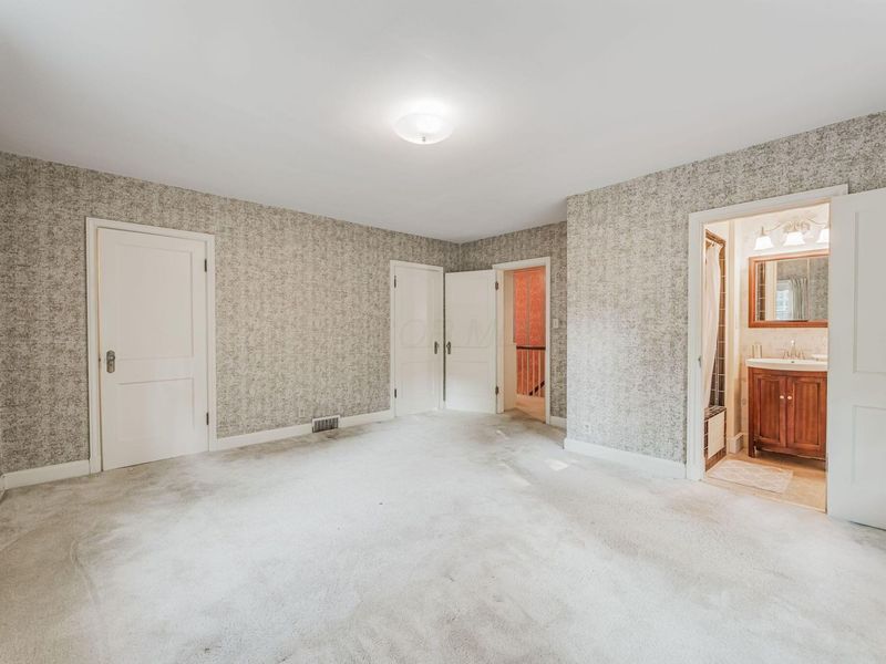 1215 N High Street , Lancaster, OH 43130 Photo 46