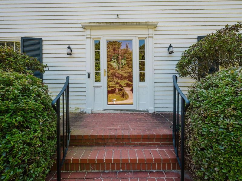 1215 N High Street , Lancaster, OH 43130 Photo 5