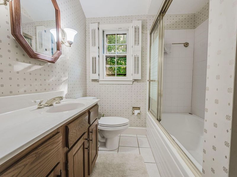 1215 N High Street , Lancaster, OH 43130 Photo 54